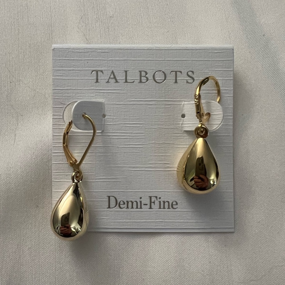 Talbots gold plated drop earrings *NWT*